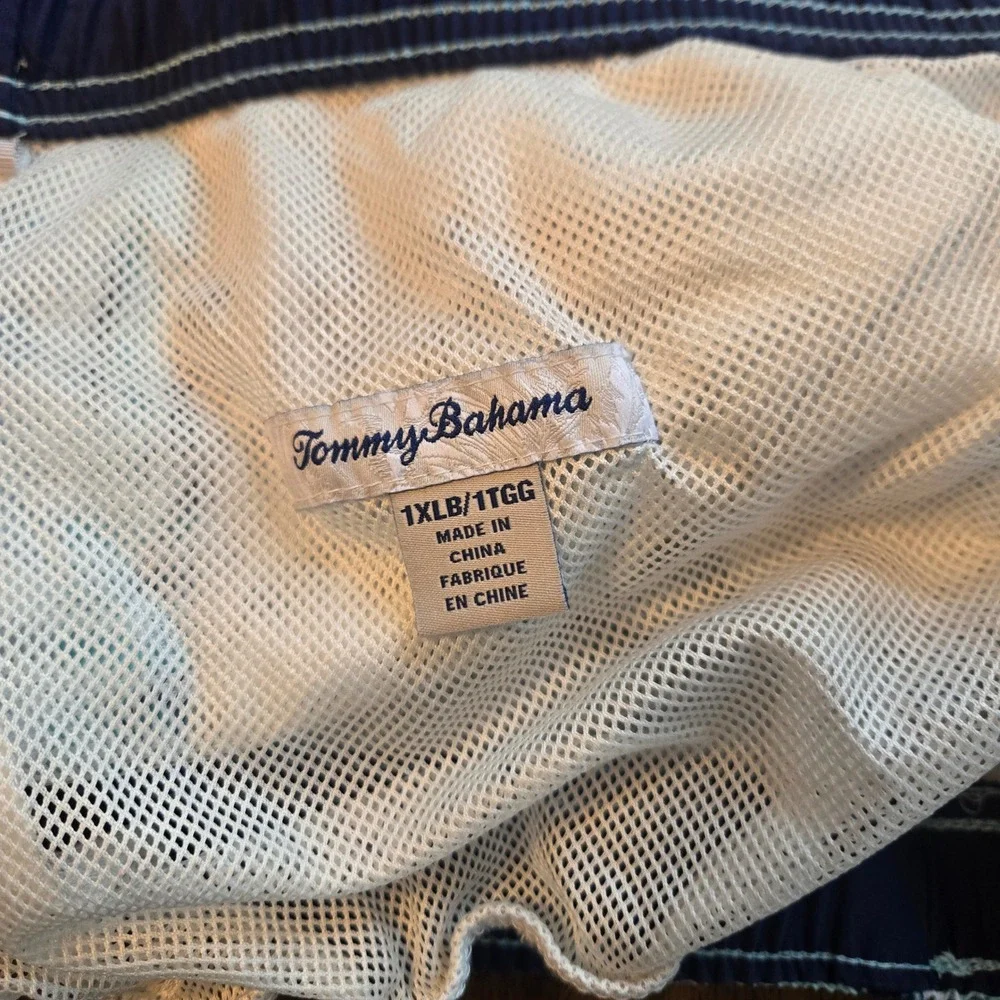 Tommy Bahama Mens 1XLB Swim Trunks Cocktail Barware Print Aqua Blue Board Shorts